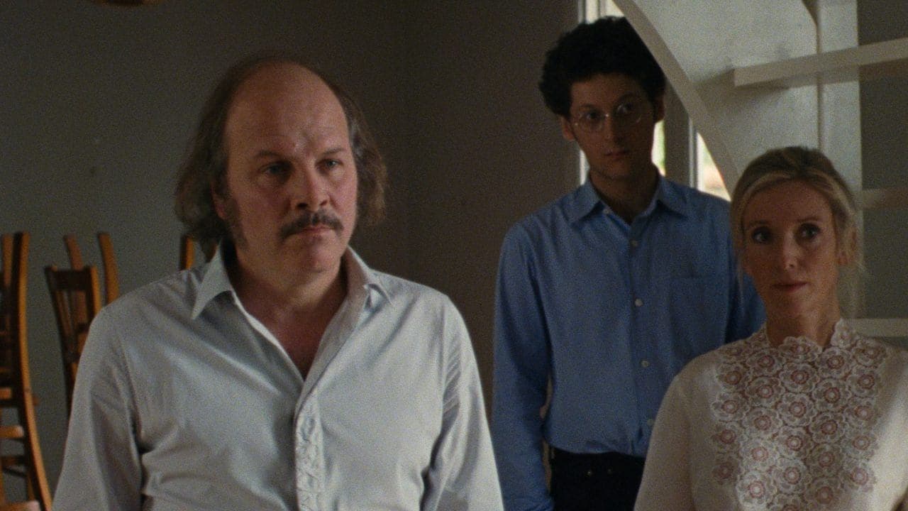 Petite Solange backdrop