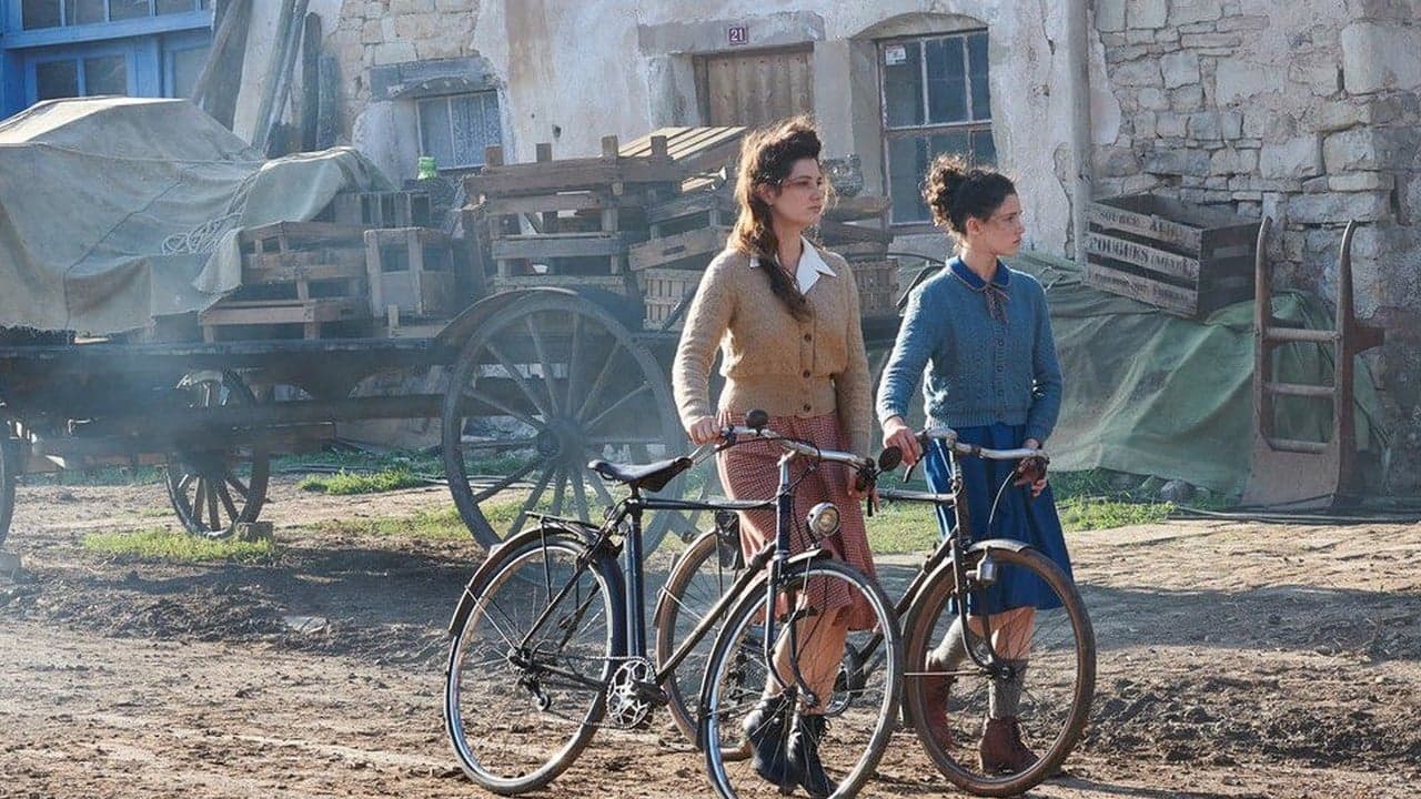 L'Aventure des Marguerite backdrop