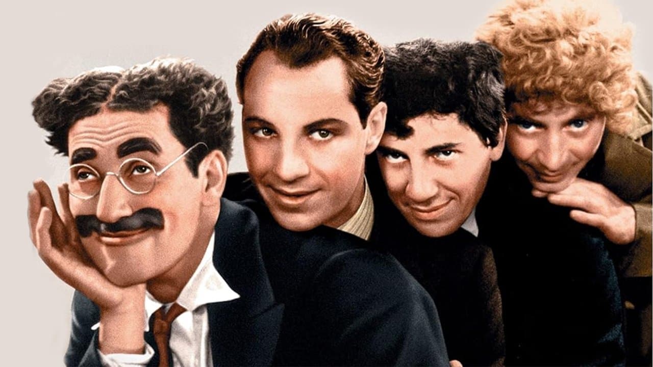 L'Explorateur en Folie backdrop