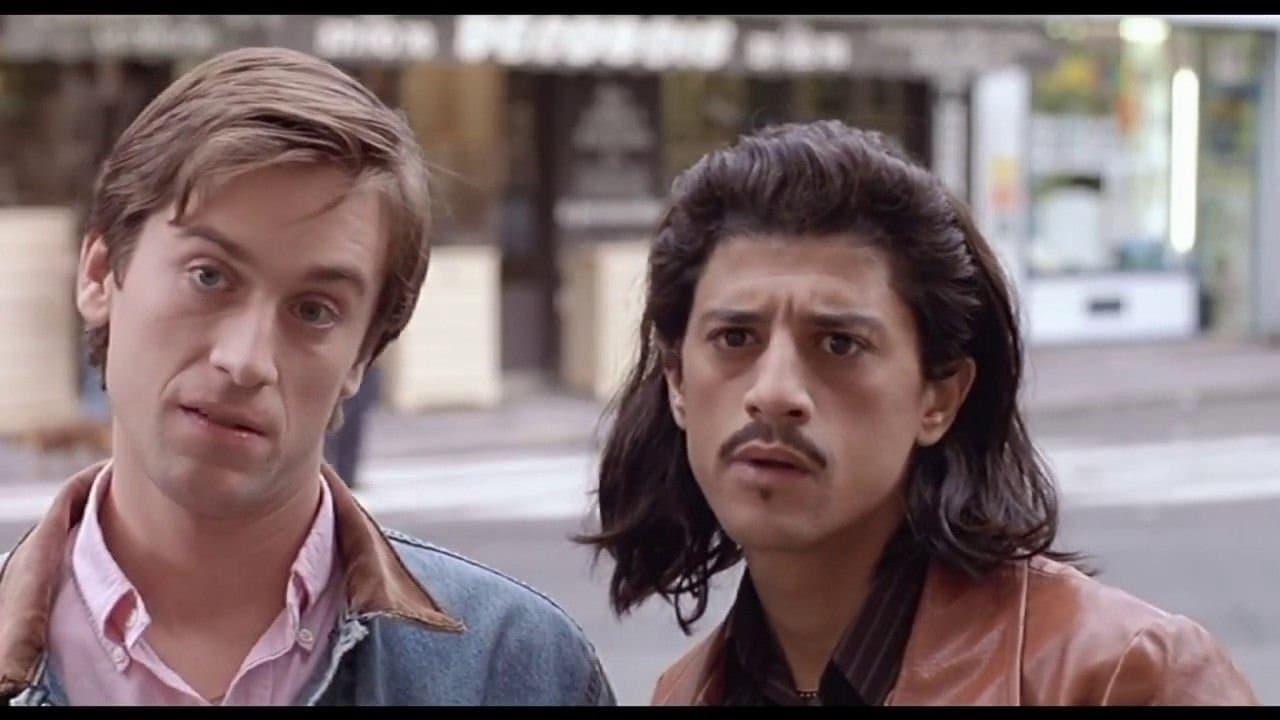 Confession d'un dragueur backdrop