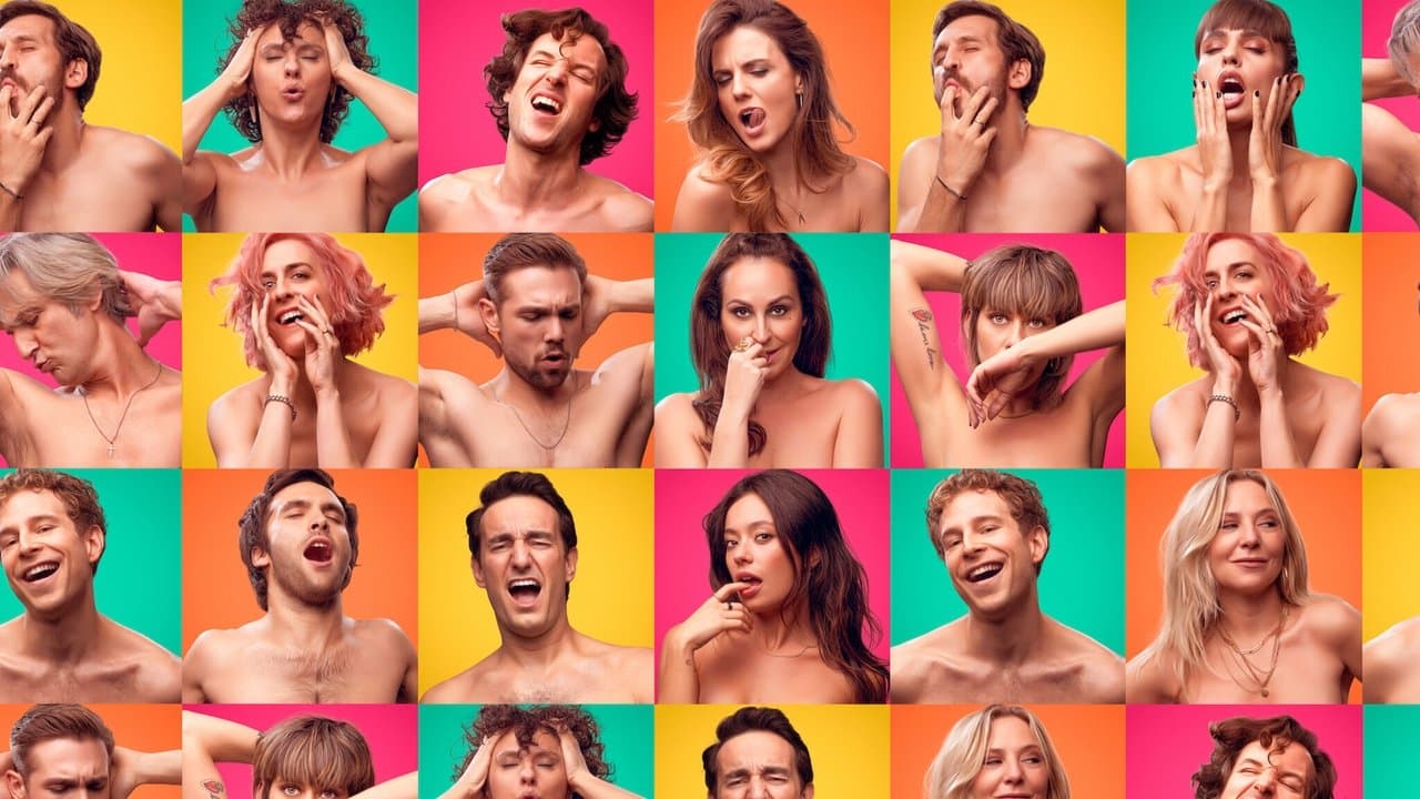 Plus on est de fous backdrop