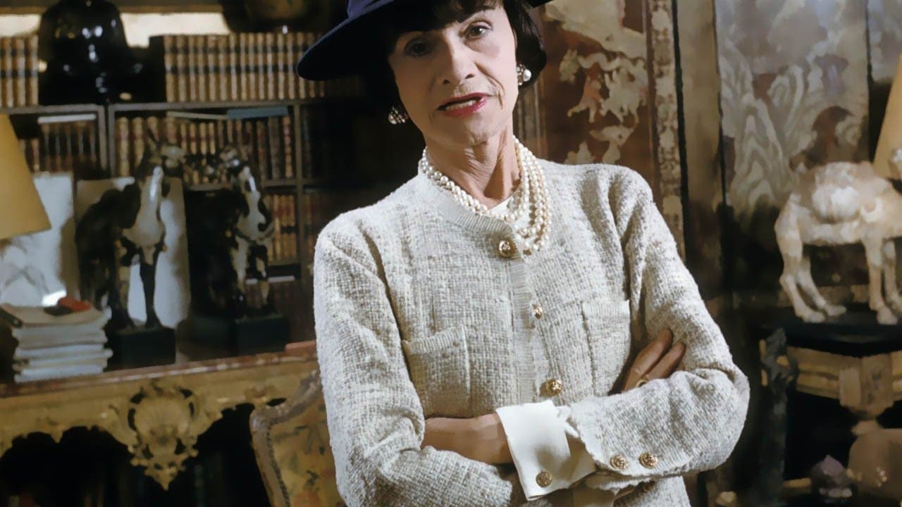 Les guerres de Coco Chanel backdrop