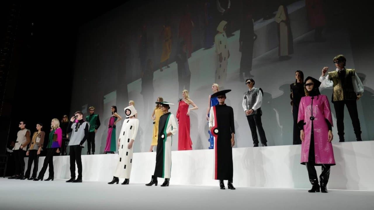 Pierre Cardin - La griffe de la modernité backdrop