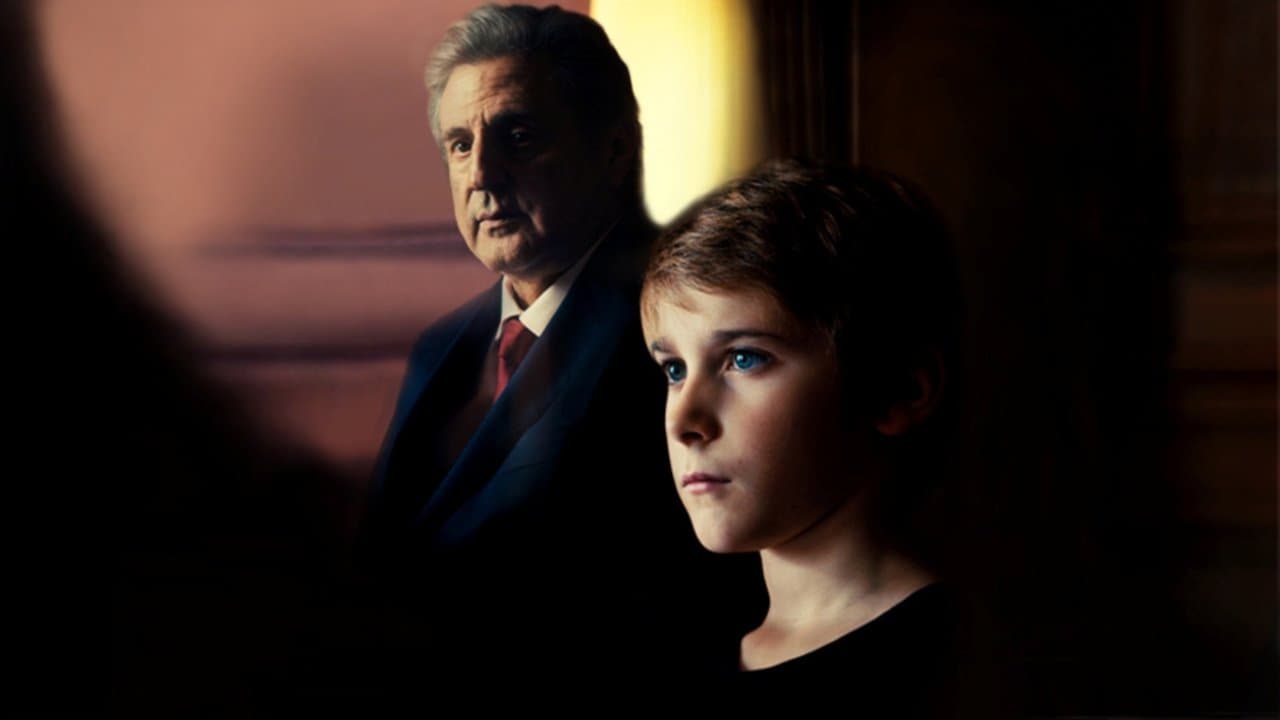 Le Mensonge backdrop