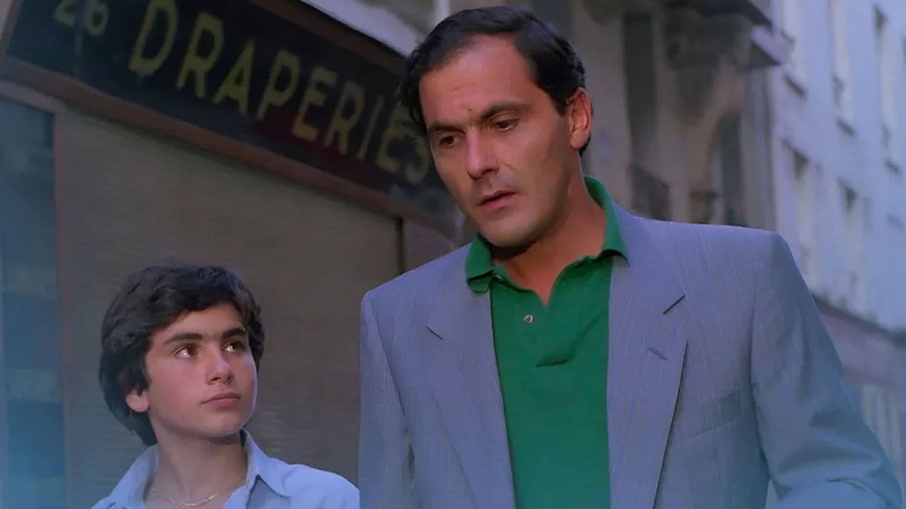 Chère canaille backdrop