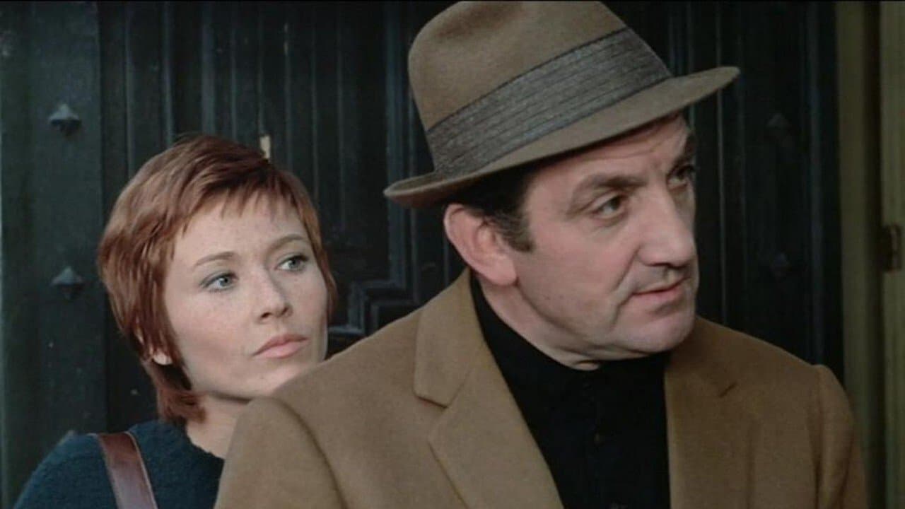 Dernier domicile connu backdrop