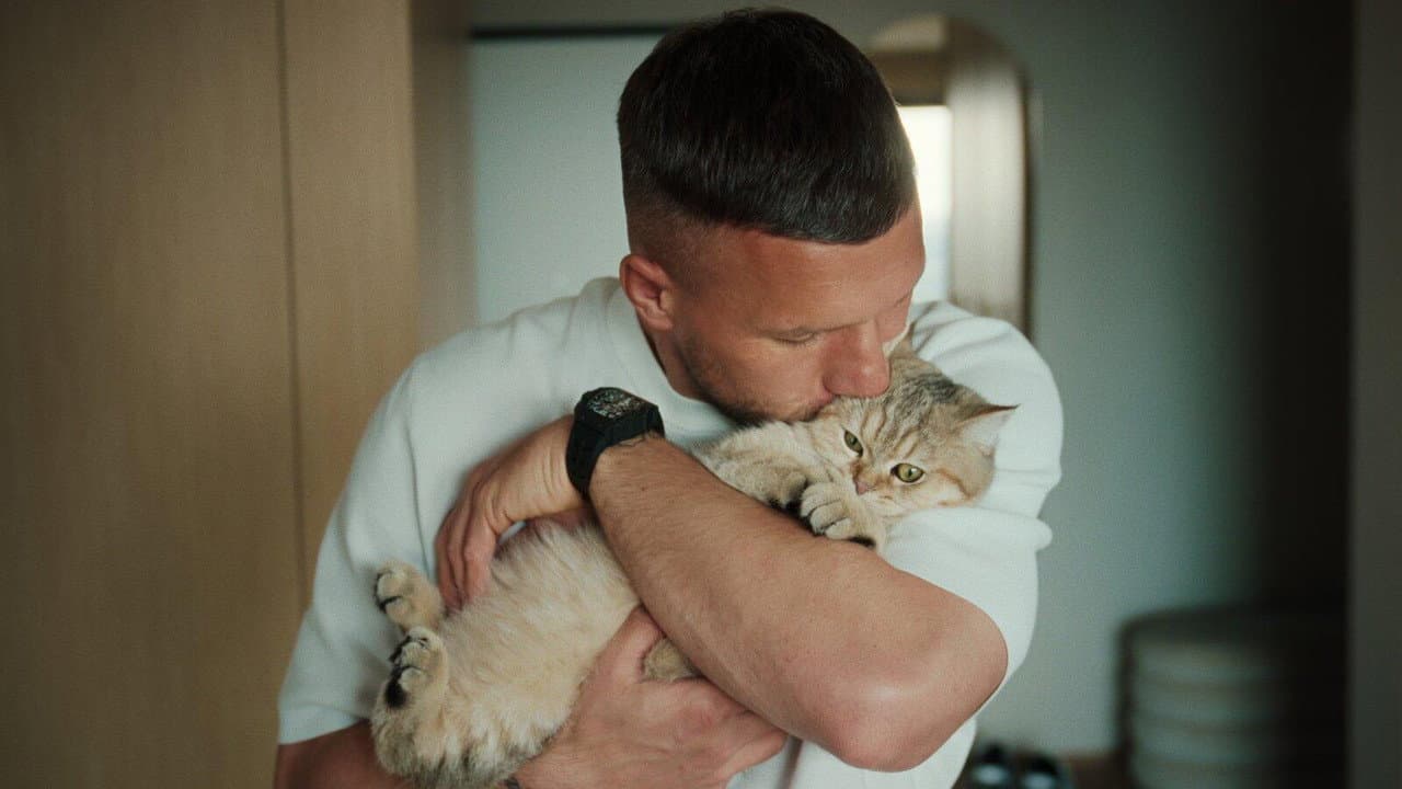 Poldi : Toujours d'attaque backdrop