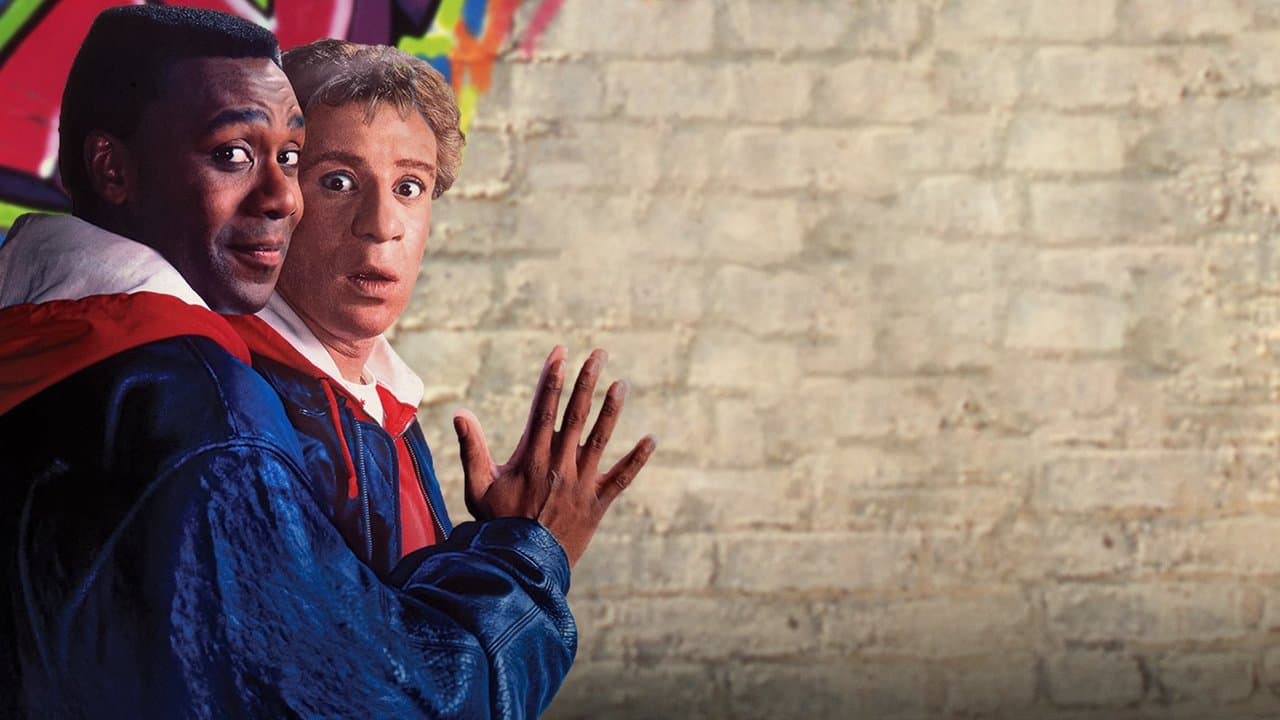 Double identité backdrop