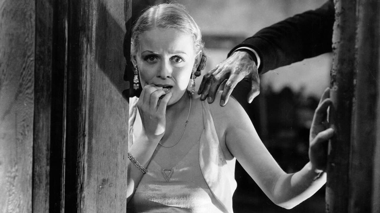 Une soirée étrange backdrop