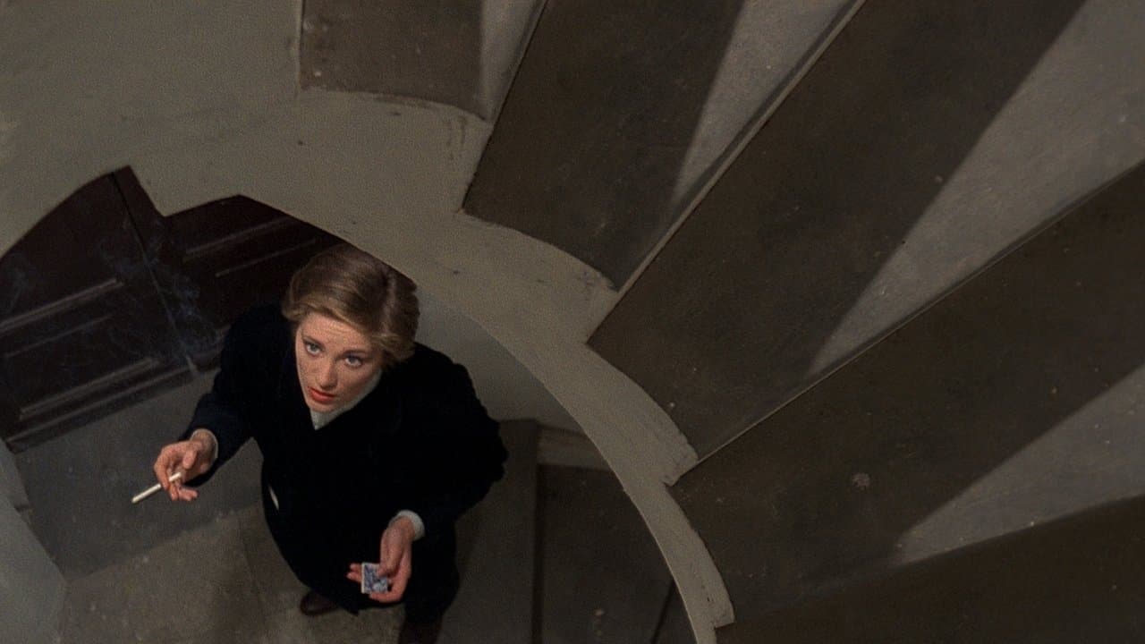 Identification d'une femme backdrop