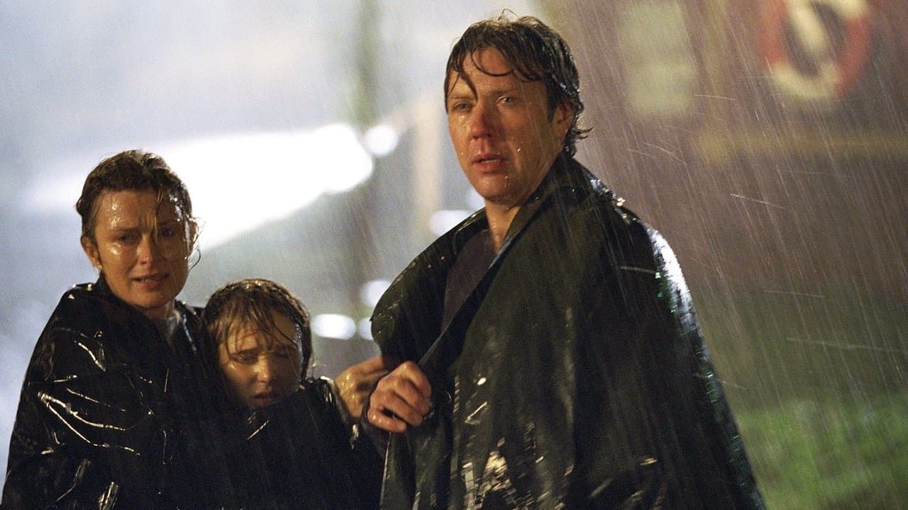 Tout le monde aime Alice backdrop