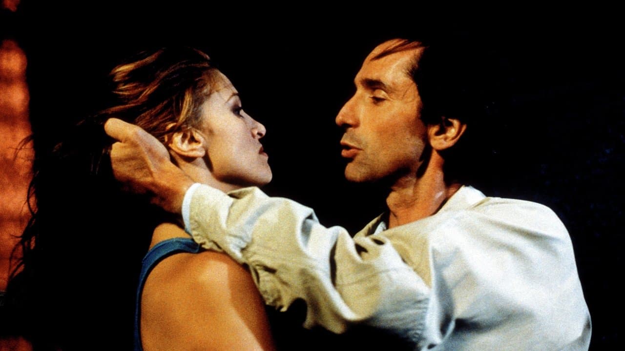 Elles n'oublient jamais backdrop