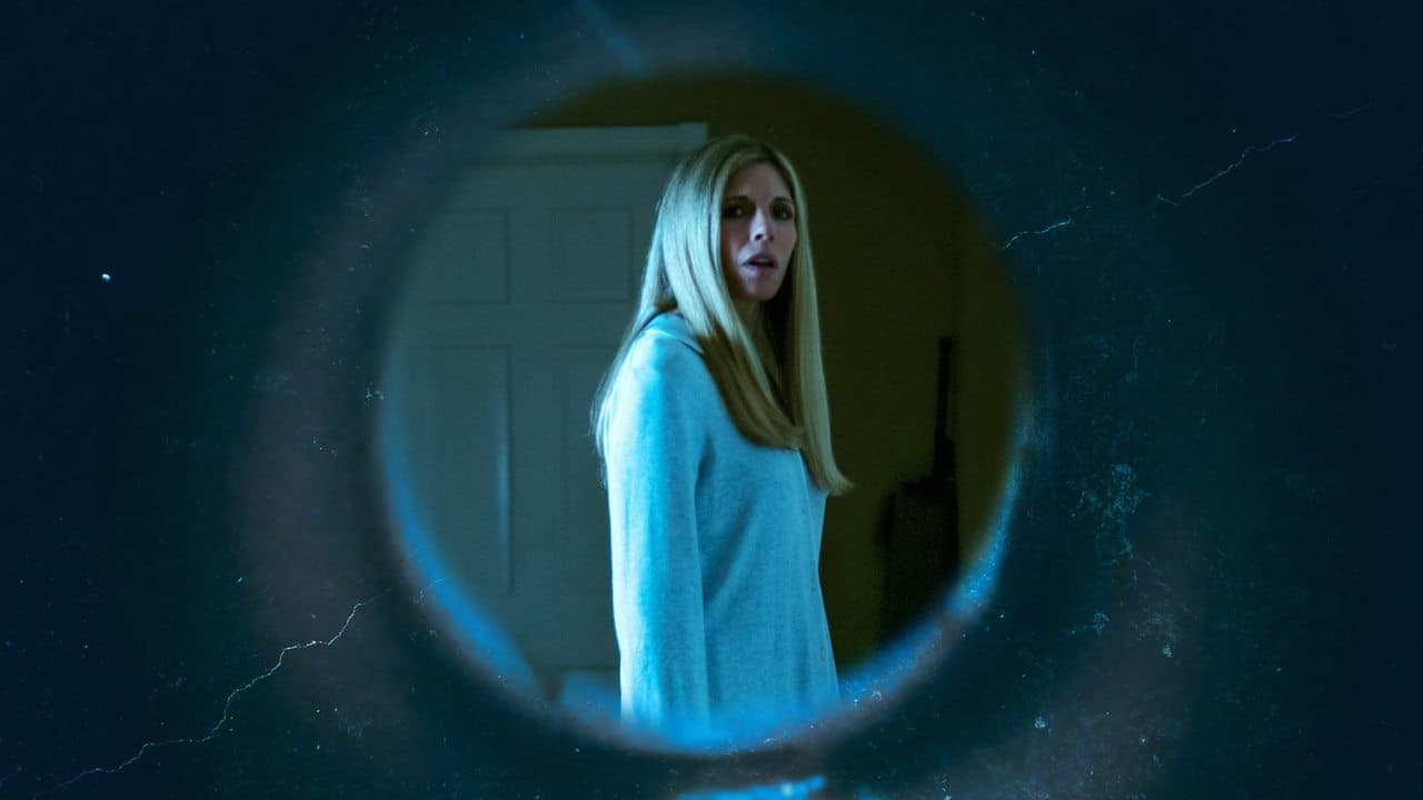 Un intrus dans les murs de ma maison backdrop