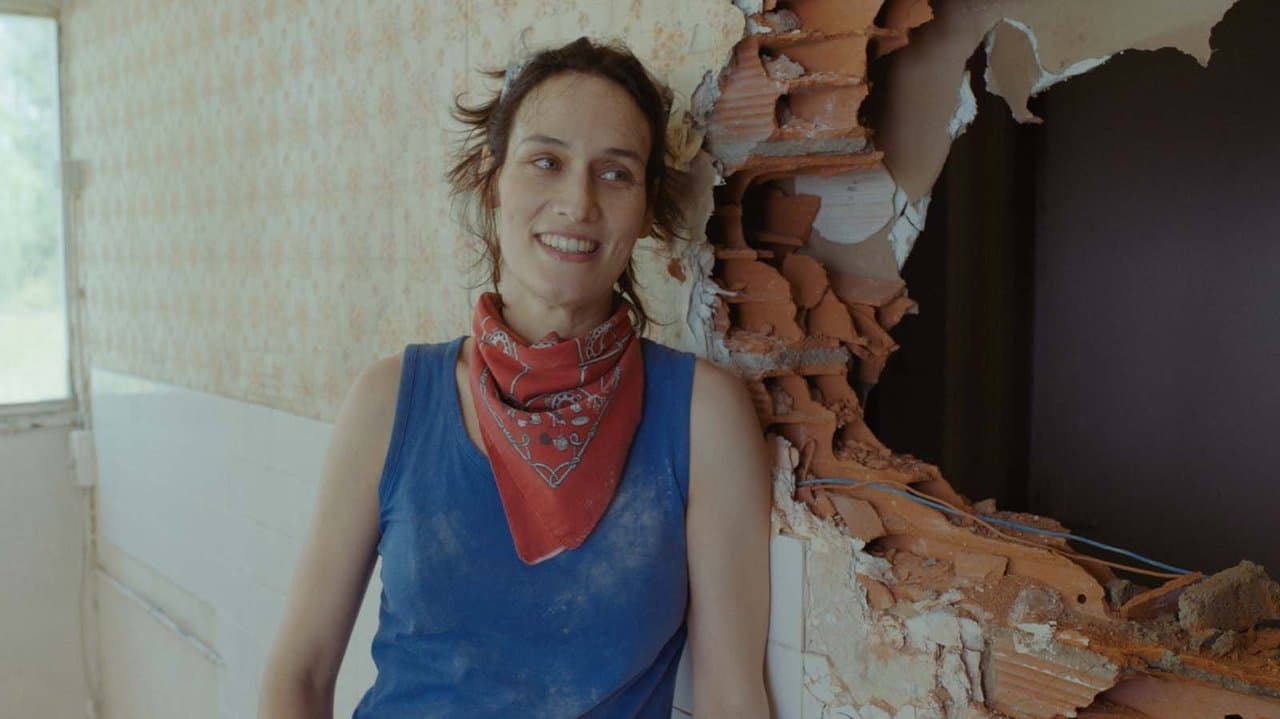 Diane a les épaules backdrop