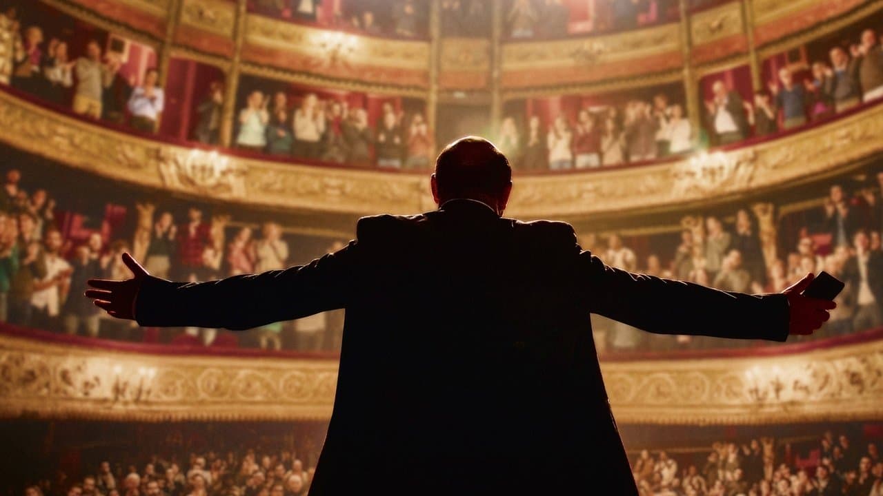 Un triomphe backdrop