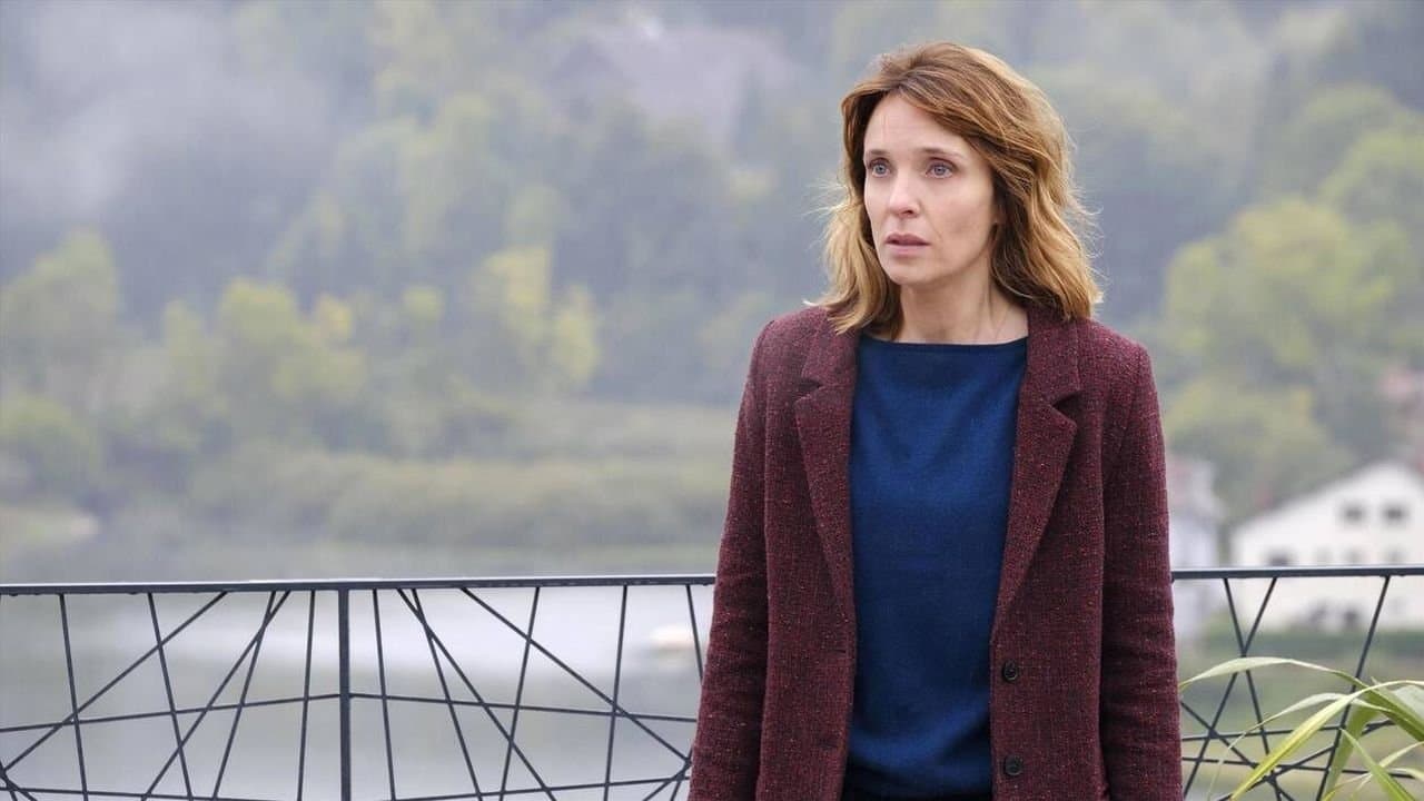 De l'autre côté backdrop