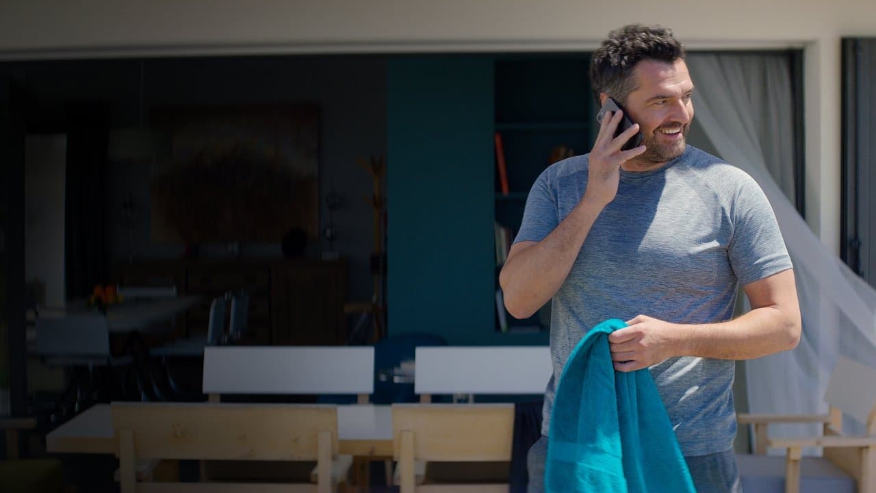 Monsieur je-sais-tout backdrop