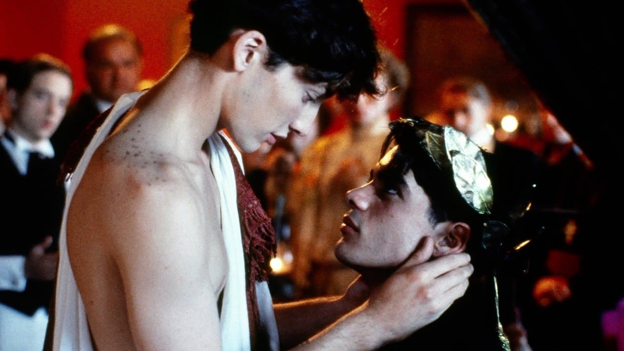 Les Feuillettes backdrop