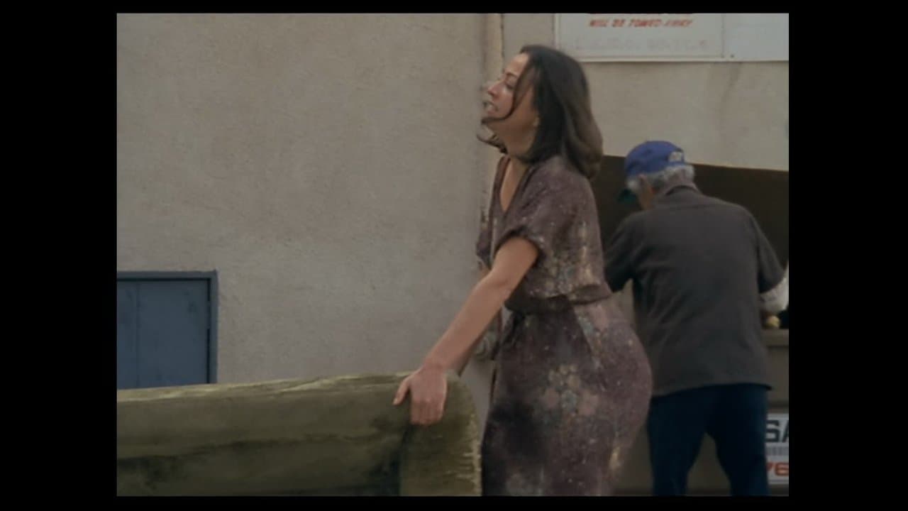 Deux ans après backdrop