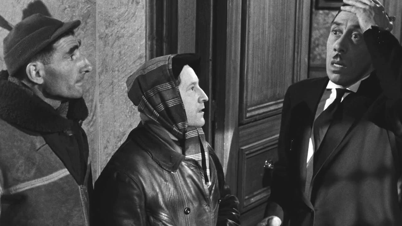 L'Armoire volante backdrop