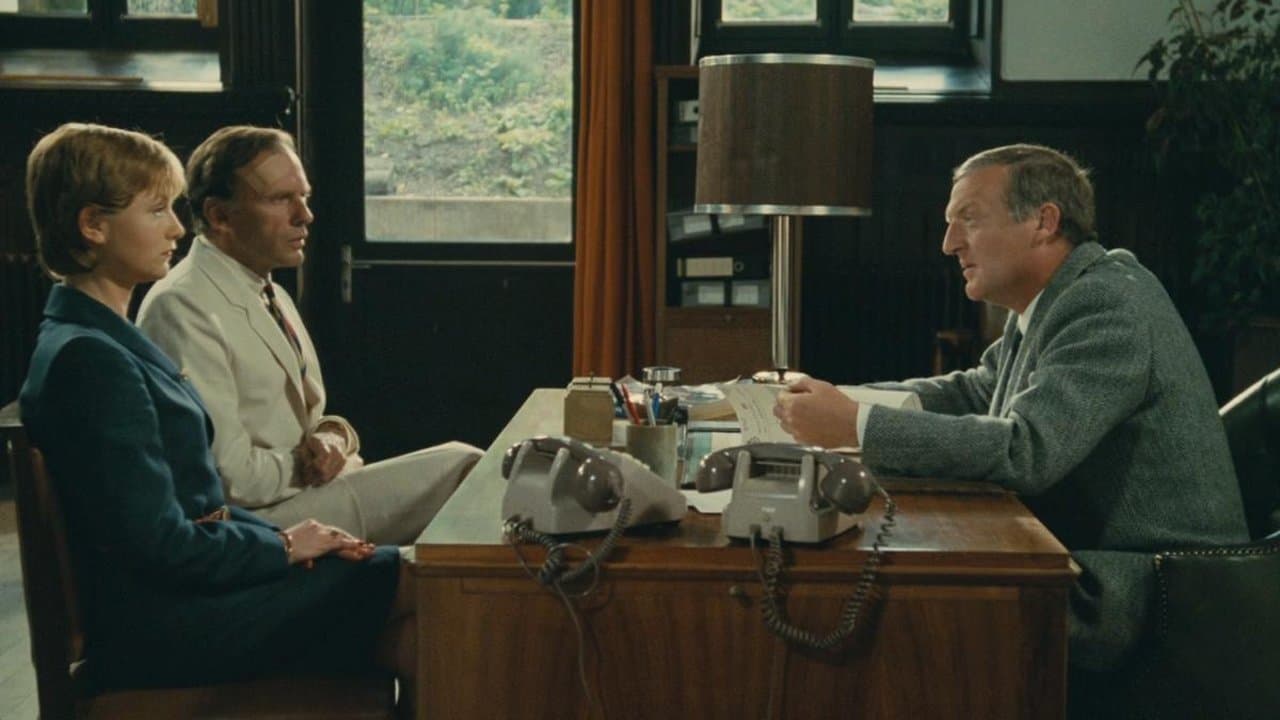 Eaux profondes backdrop