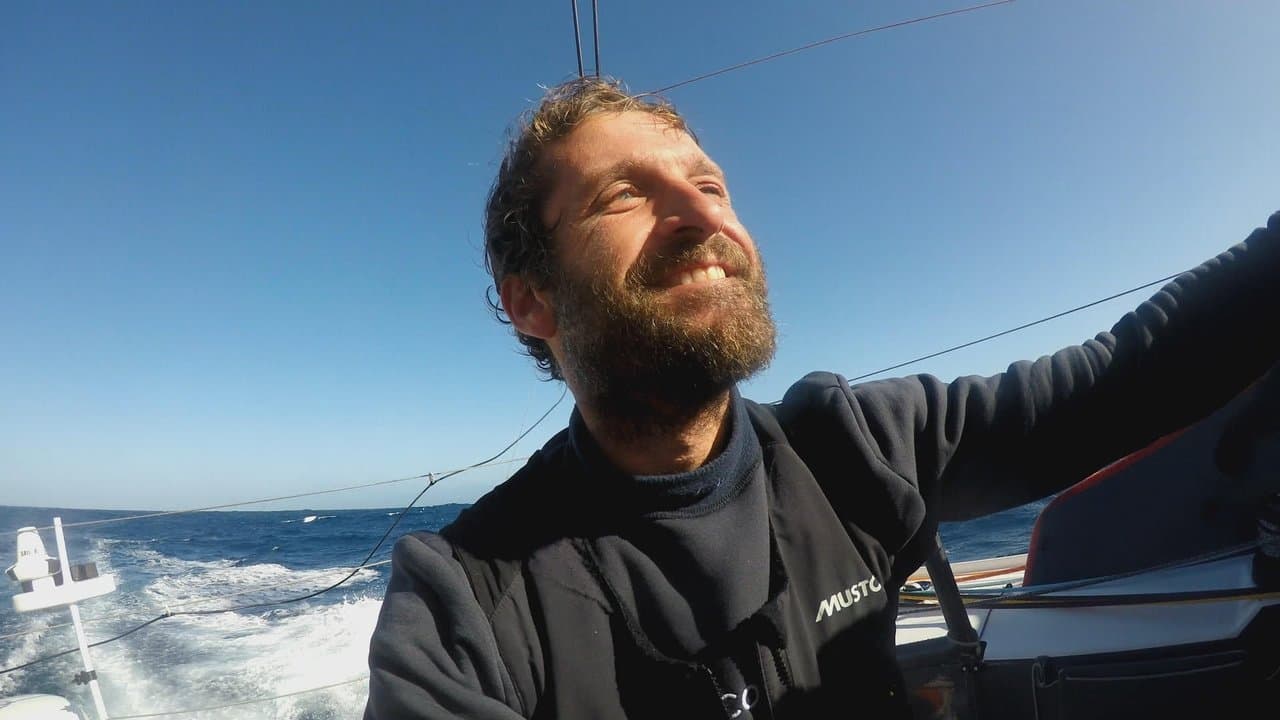 Comme un seul homme backdrop