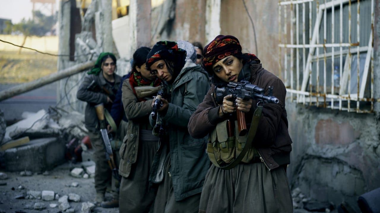 Les Filles du soleil backdrop