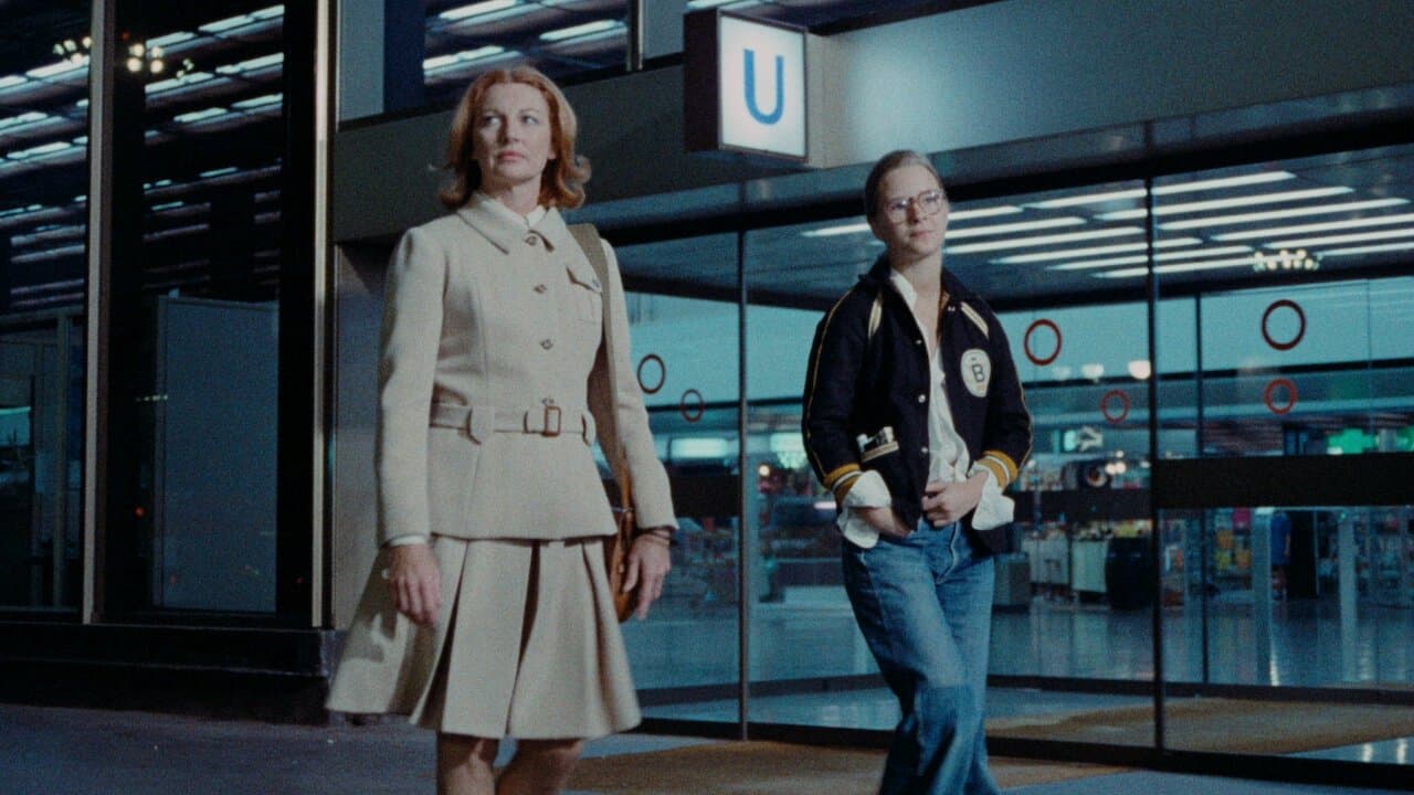 France, société anonyme backdrop