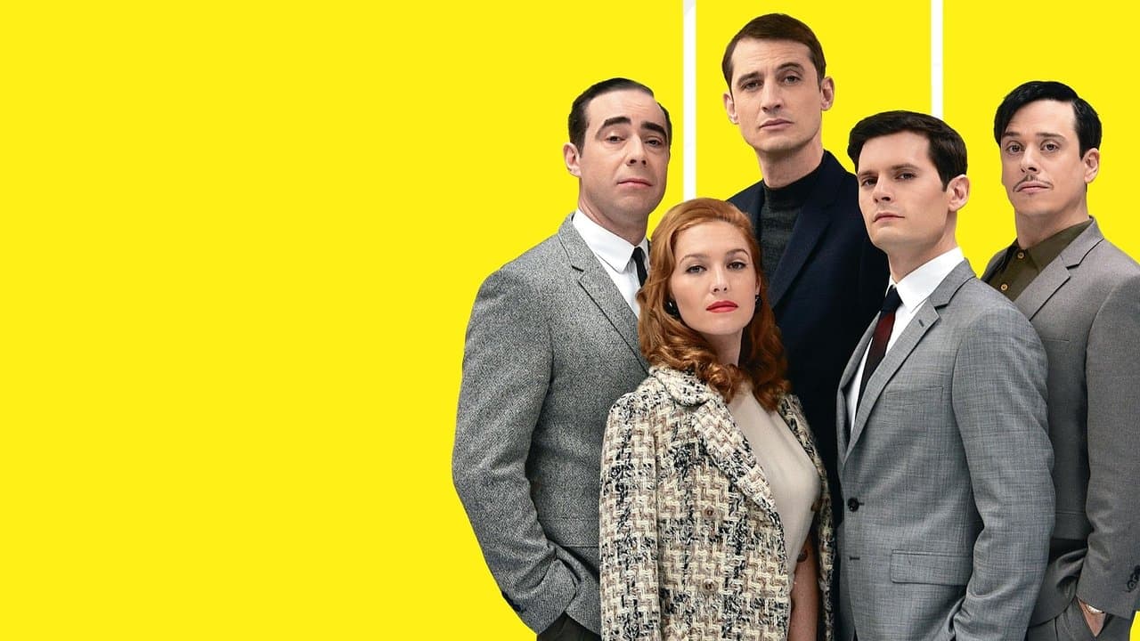 Au service de la France backdrop