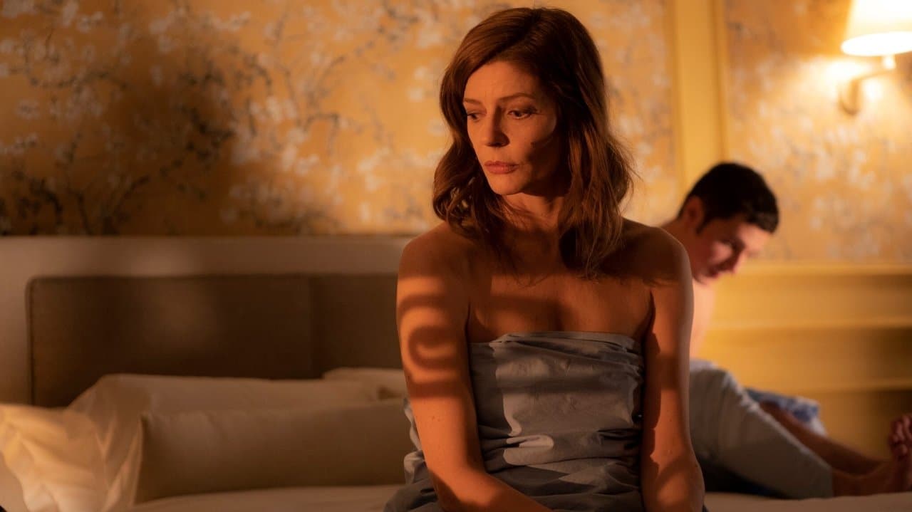 Chambre 212 backdrop