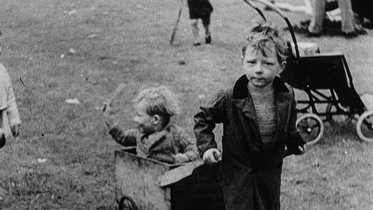 L'Esprit de 45 backdrop