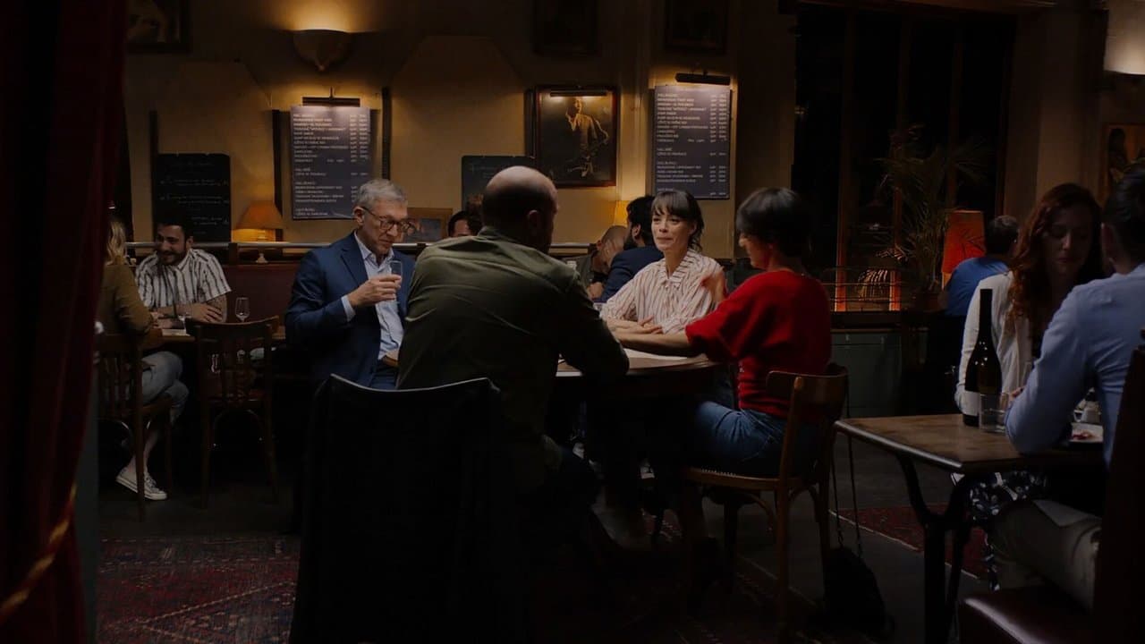 Le bonheur des uns... backdrop