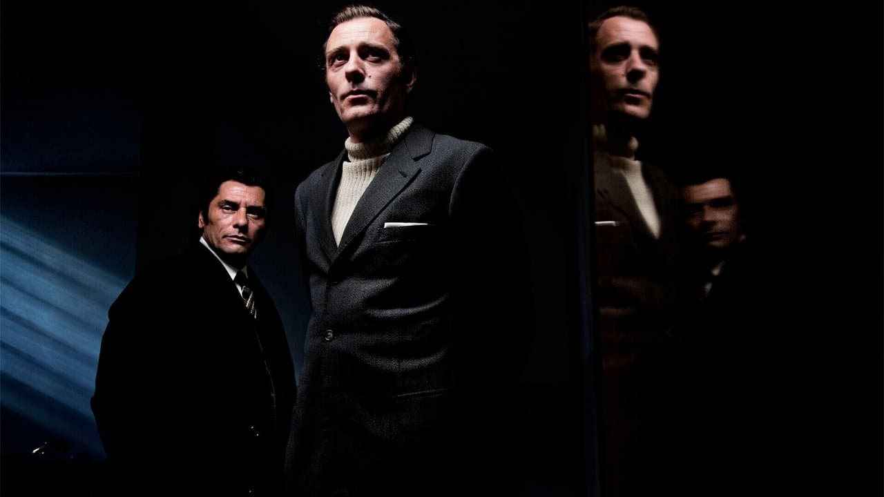 Piazza Fontana backdrop