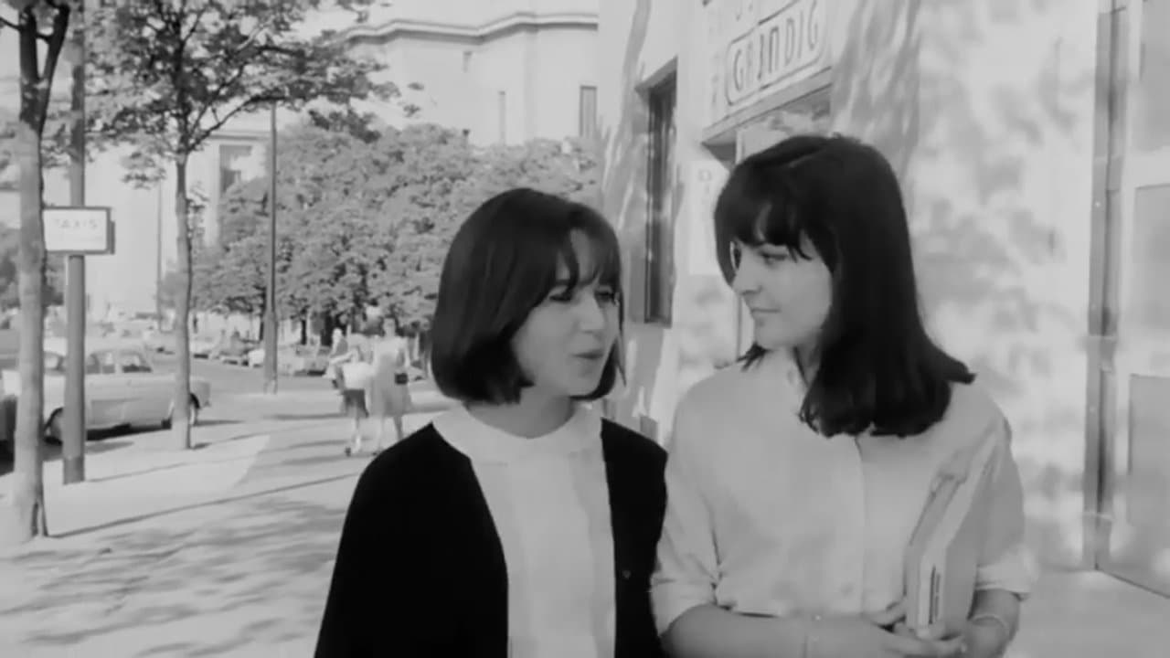 Les Veuves de quinze ans backdrop