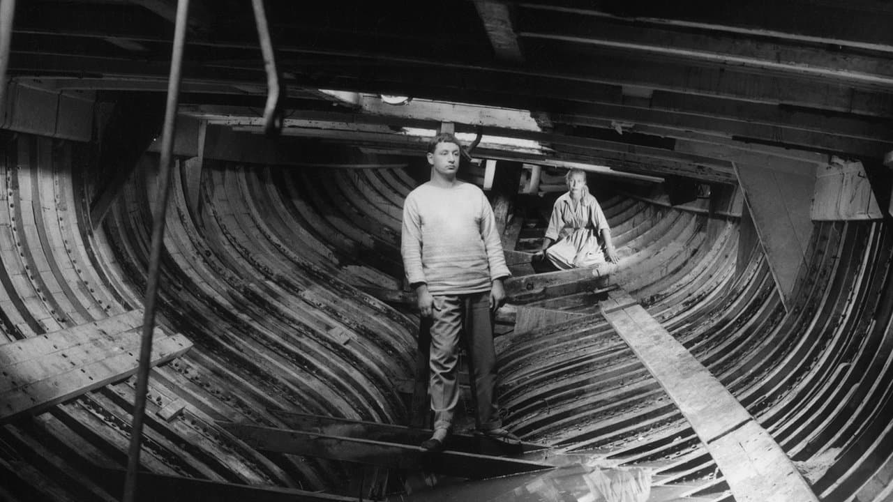 La Pointe courte backdrop