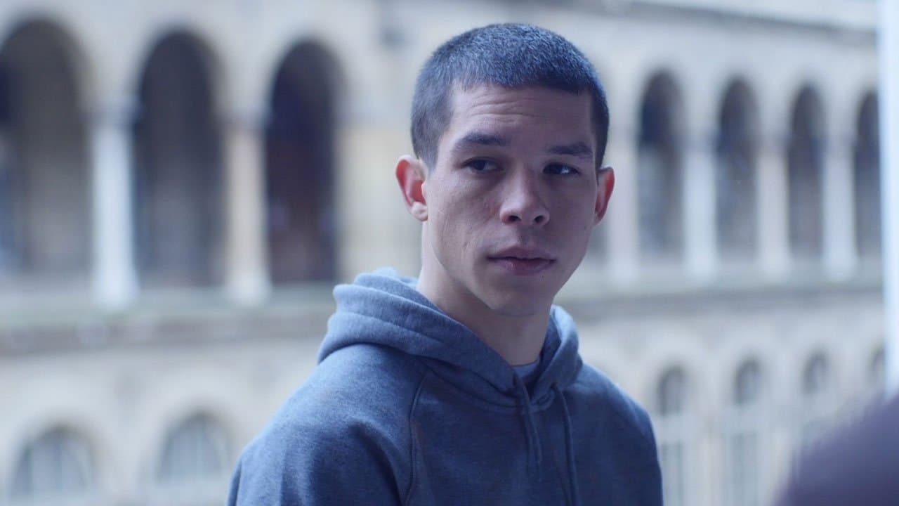 K contraire backdrop