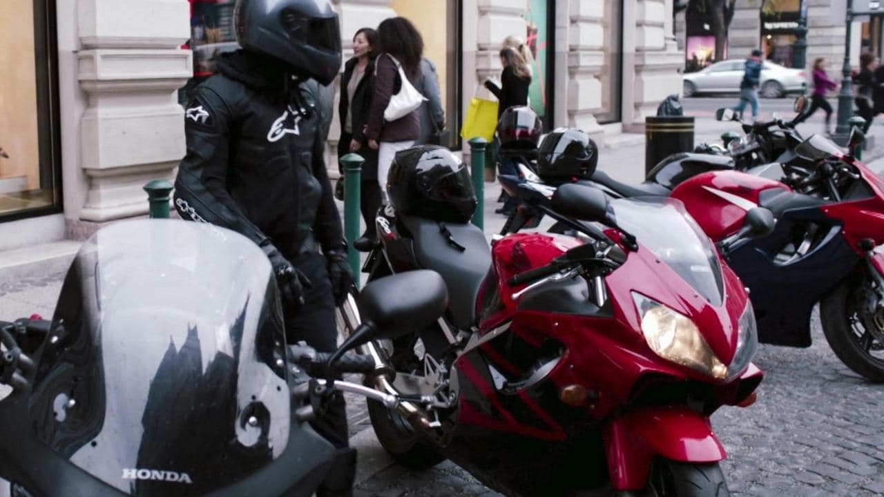 Criminals : Le Dernier casse backdrop