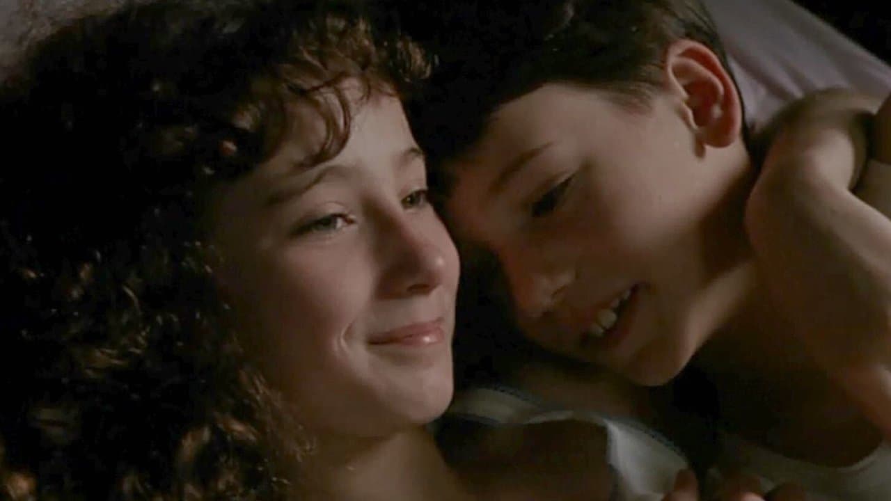 Toto le héros backdrop