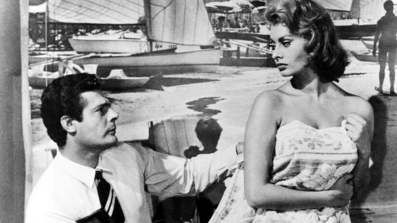 La Chance d'être femme backdrop