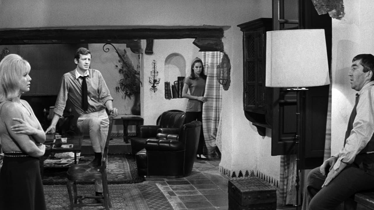 Par un beau matin d'été backdrop