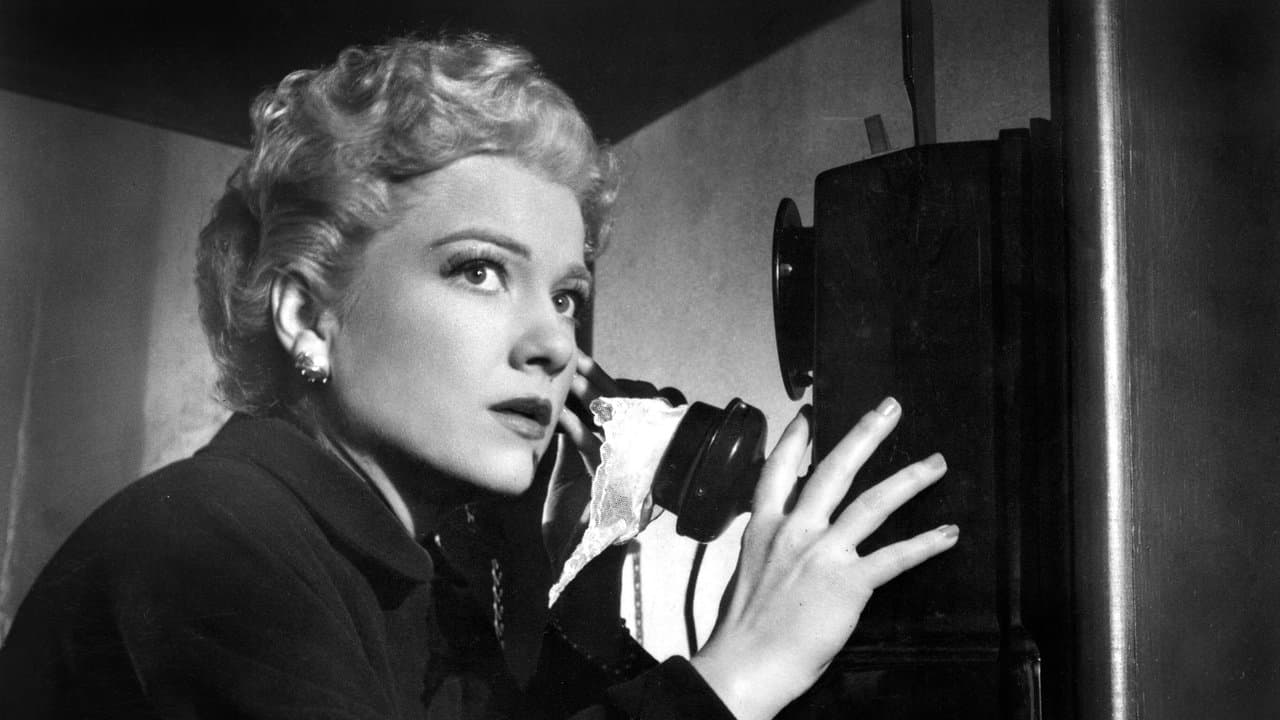 La Femme au gardénia backdrop