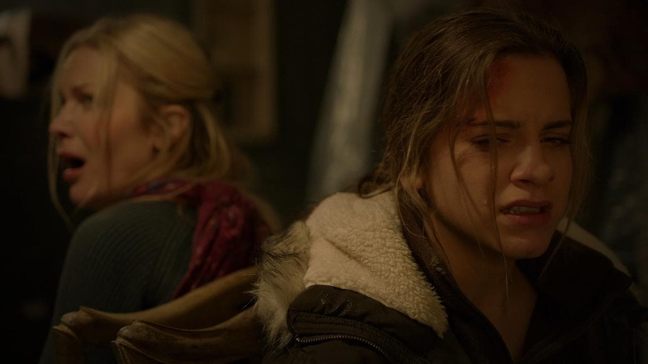 Prisonnière dans ma maison backdrop