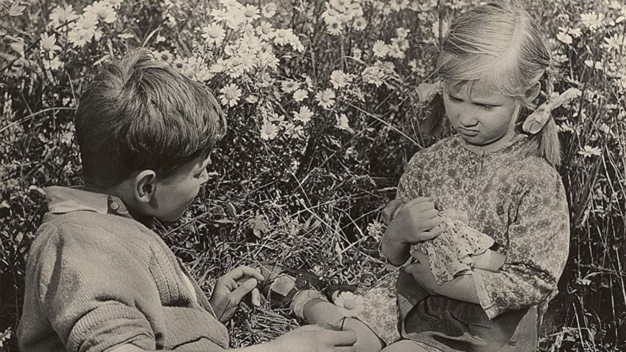 La Vallée de la paix backdrop