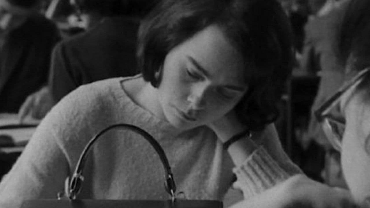 Une étudiante d'aujourd'hui backdrop