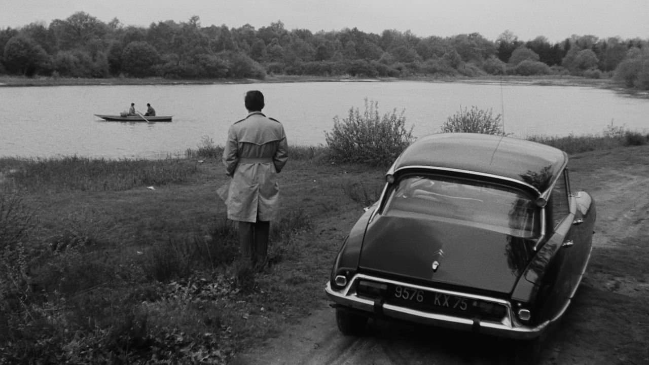 Symphonie pour un massacre backdrop