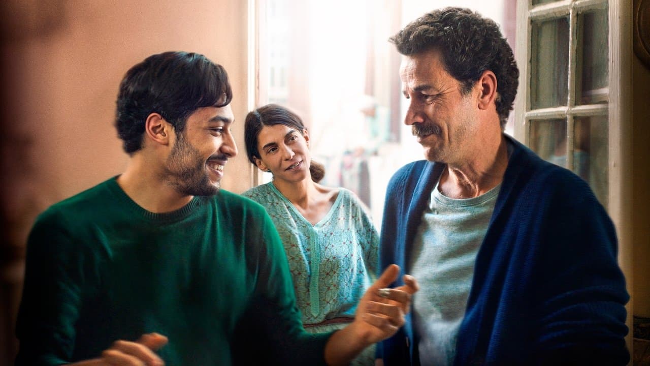 Le bleu du caftan backdrop