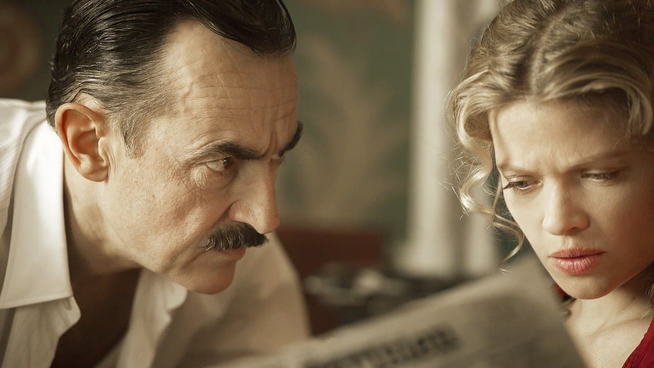 Au revoir là-haut backdrop