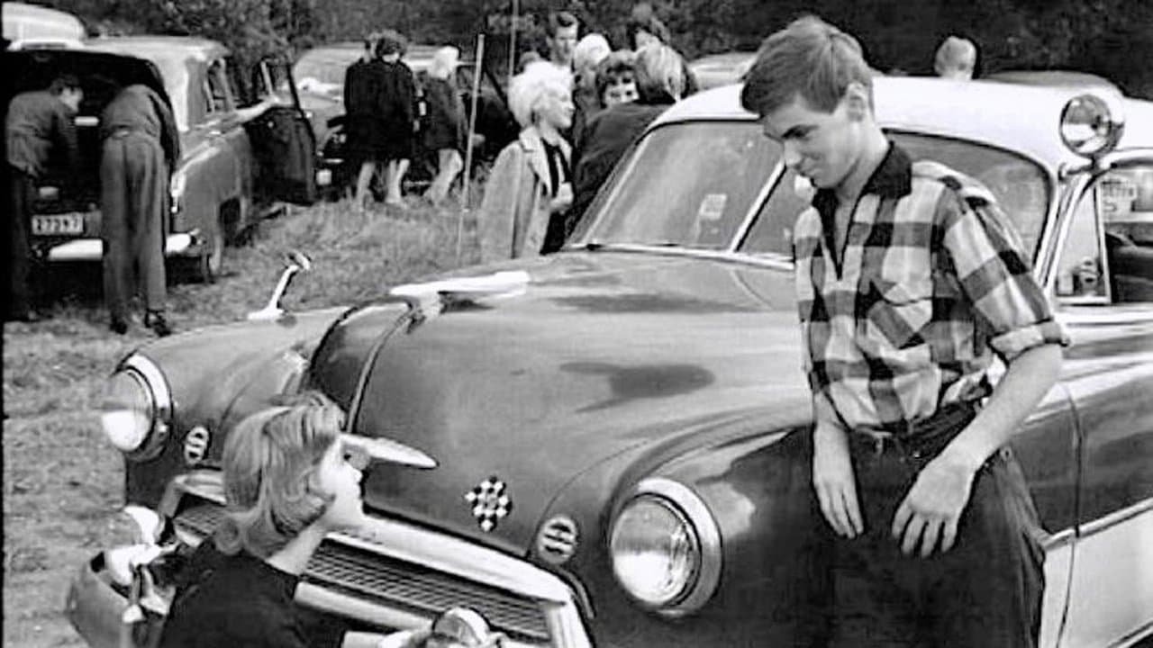 Les Blousons dorés backdrop