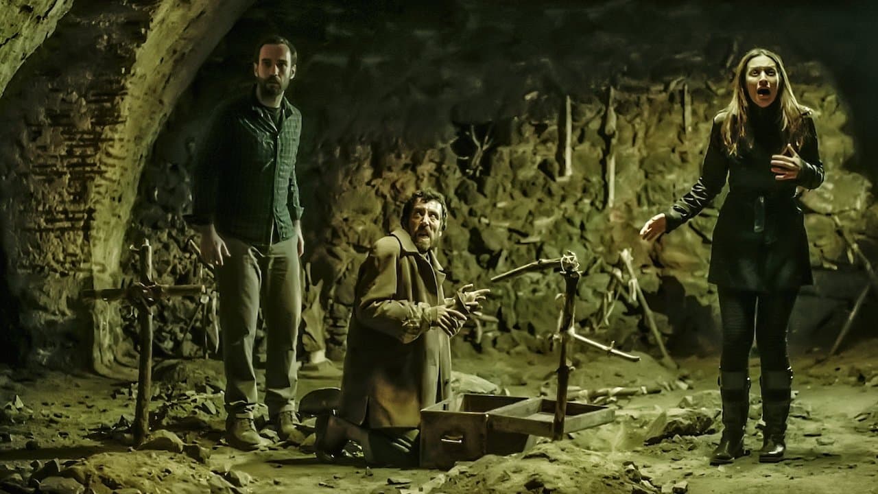 Dabbe: Zehr-i Cin backdrop