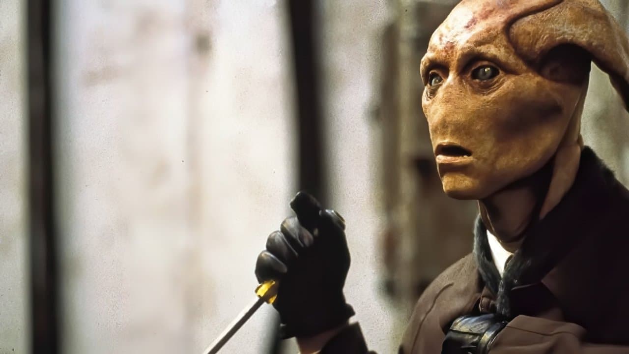 L'Invasion finale backdrop